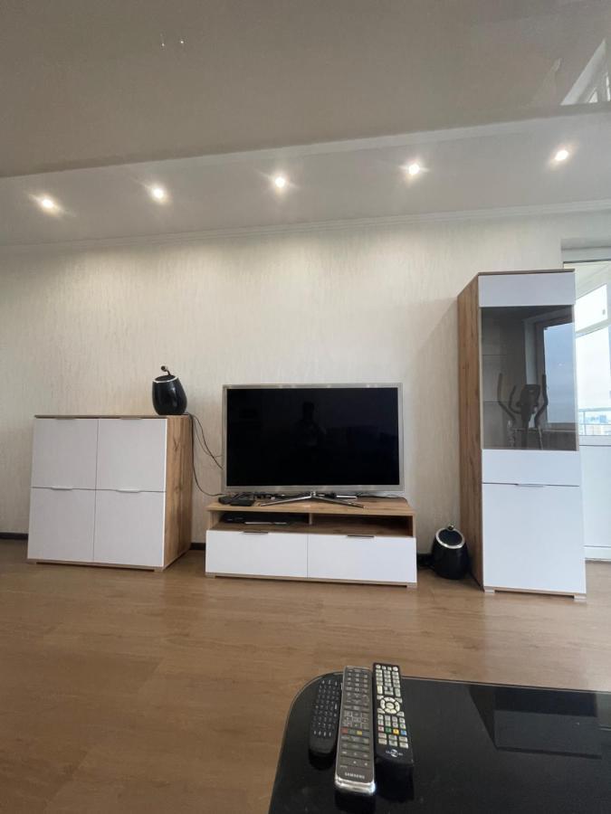 View Apartments, 22 Floor With 2 Rooms Киев Екстериор снимка